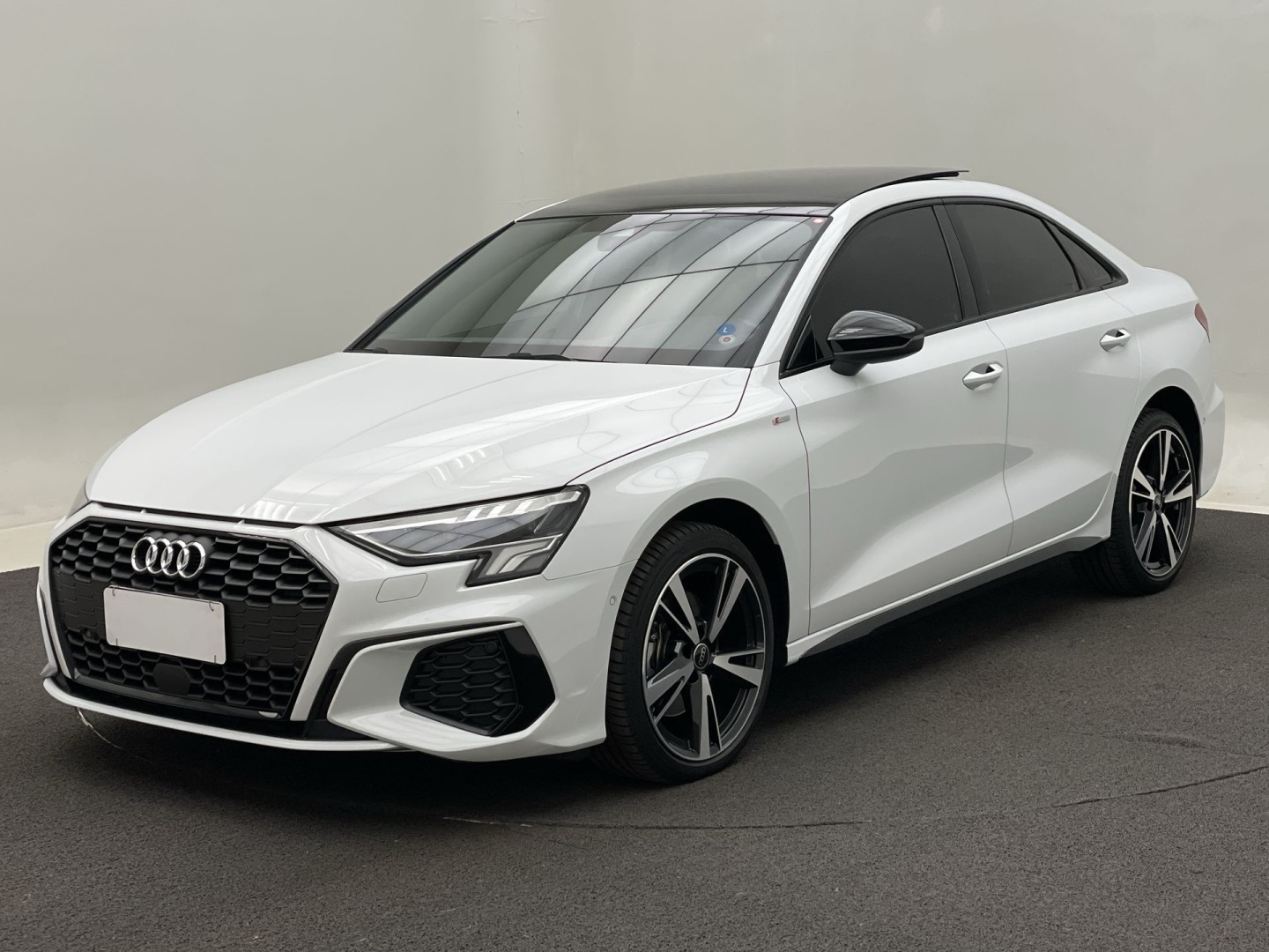AUDI A3 2.0 40 TFSI MHEV SEDAN PERFORMANCE BLACK S-TRONIC