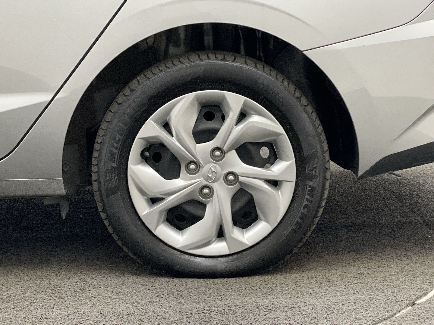 HYUNDAI HB20S 1.0 12V FLEX COMFORT MANUAL