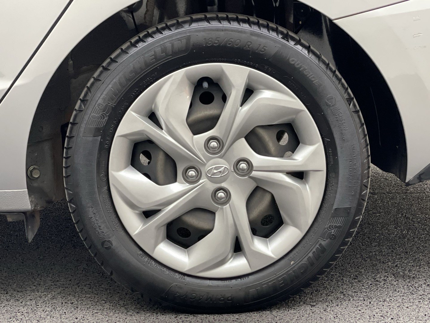 HYUNDAI HB20S 1.0 12V FLEX COMFORT MANUAL