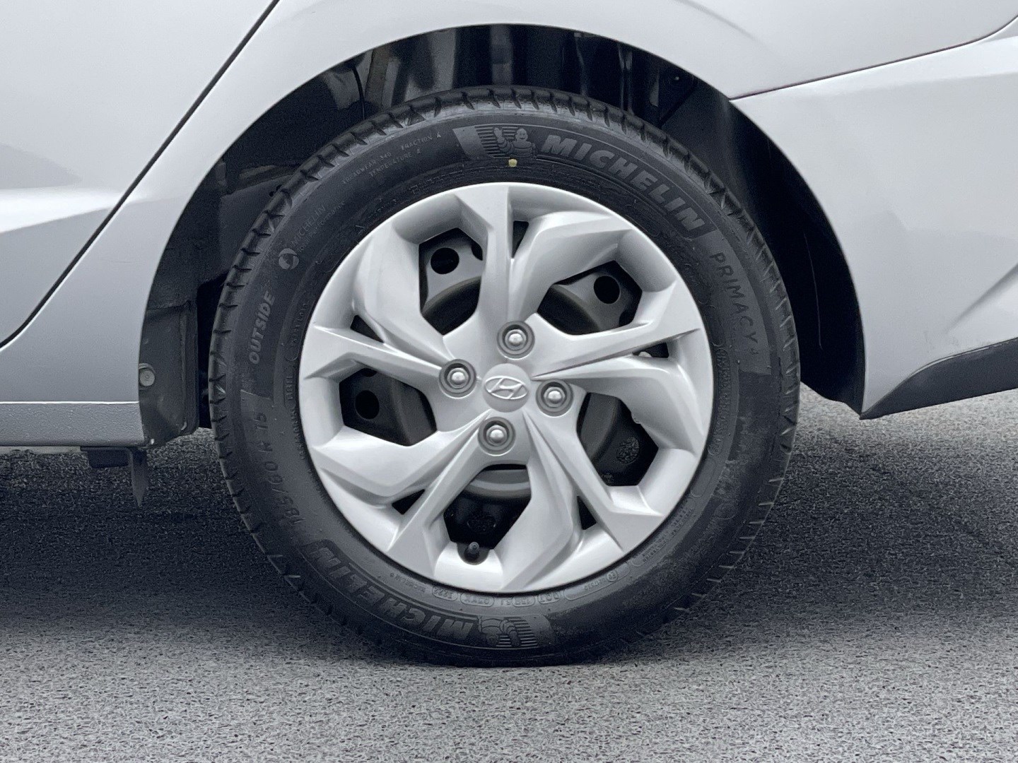 HYUNDAI HB20S 1.0 12V FLEX COMFORT MANUAL