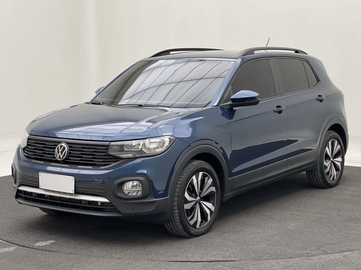 VOLKSWAGEN T-CROSS 1.0 200 TSI TOTAL FLEX AUTOMÁTICO