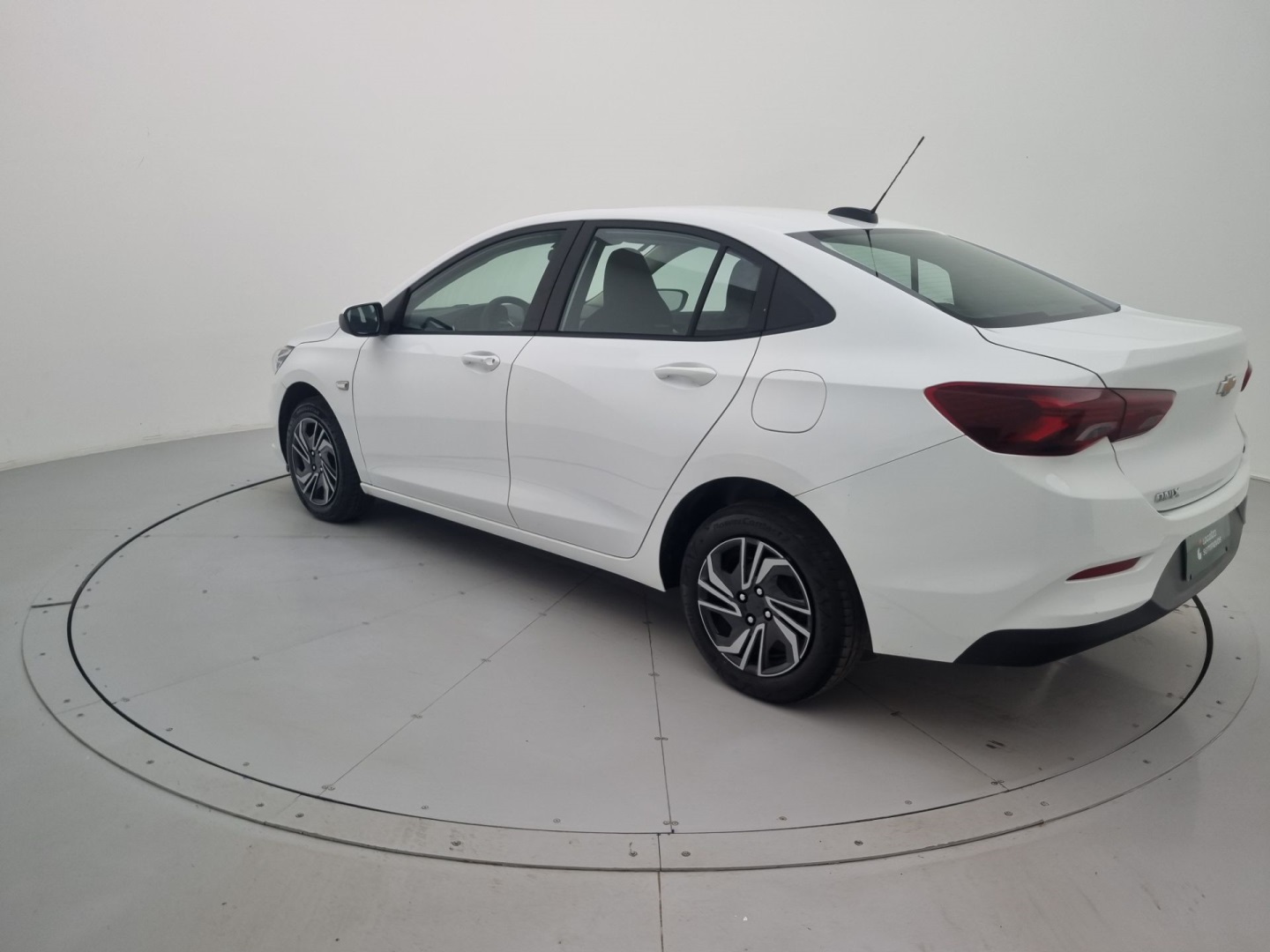 Chevrolet Onix - foto 3