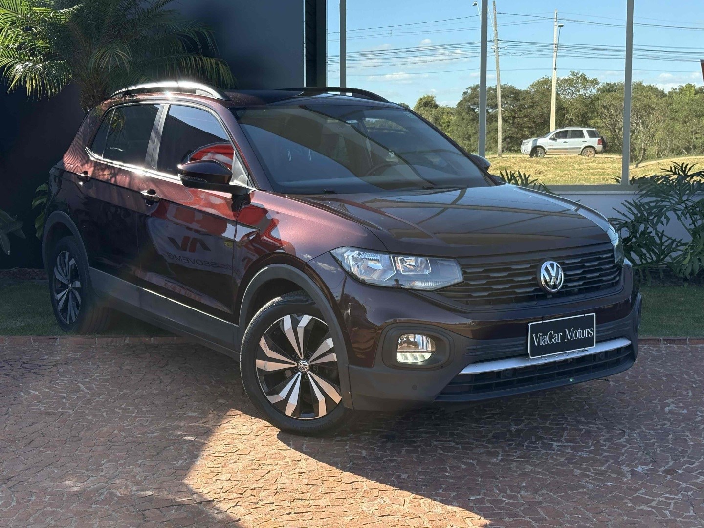 VOLKSWAGEN T-CROSS 1.0 200 TSI TOTAL FLEX AUTOMÁTICO