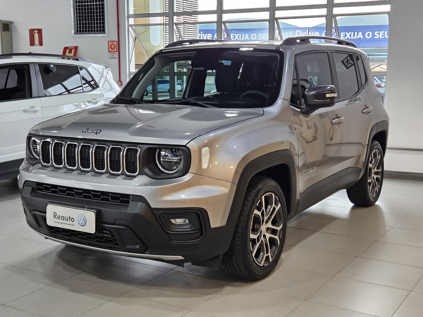 JEEP RENEGADE 1.3 T270 TURBO FLEX LONGITUDE AT6