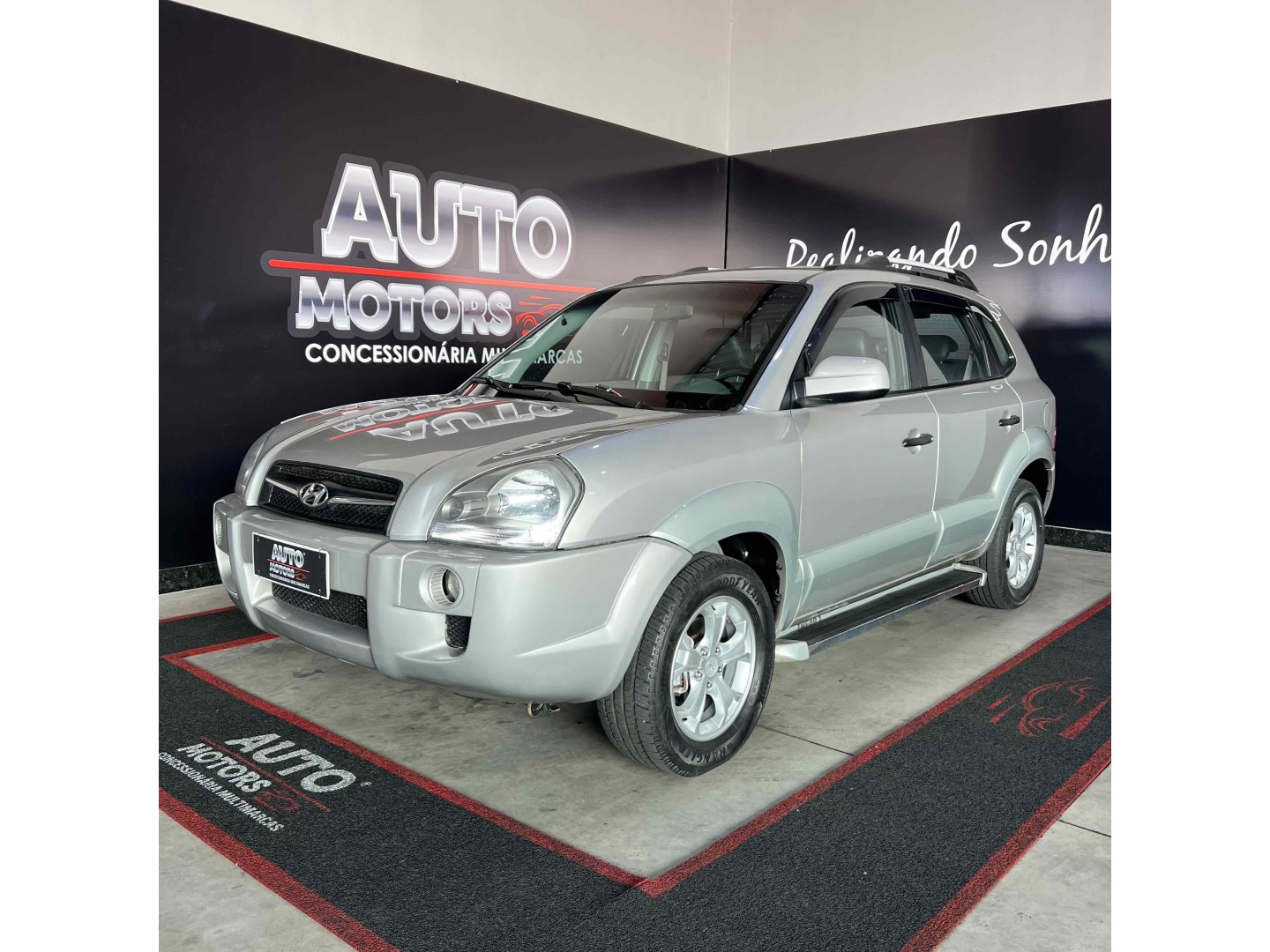 HYUNDAI TUCSON 2.0 MPFI GL 16V 142CV 2WD GASOLINA 4P AUTOMÁTICO