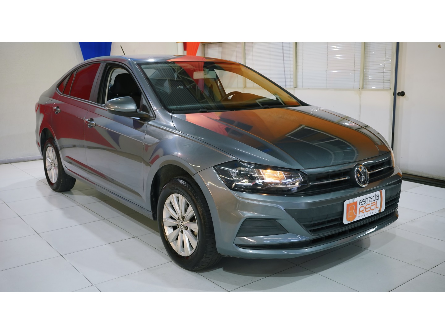 VOLKSWAGEN VIRTUS 1.6 MSI TOTAL FLEX AUTOMÁTICO