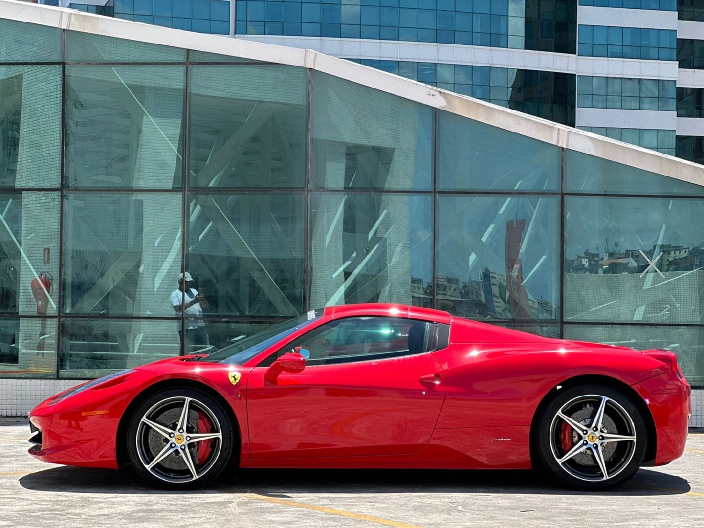 FERRARI 458 SPIDER