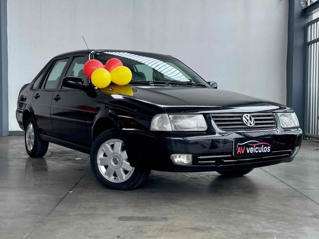 VOLKSWAGEN SANTANA 1.8 MI 8V GASOLINA 4P MANUAL