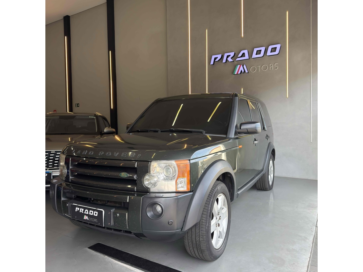 LAND ROVER DISCOVERY 3 2.7 HSE 4X4 V6 24V TURBO DIESEL 4P AUTOMÁTICO