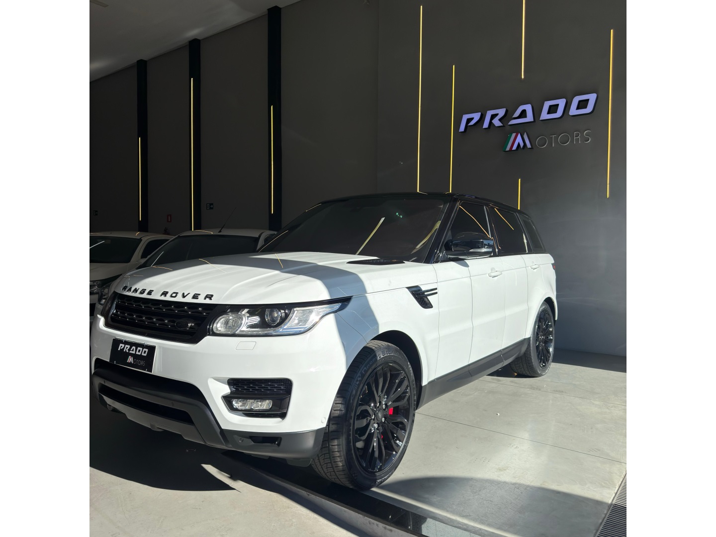 LAND ROVER RANGE ROVER SPORT 3.0 HSE 4X4 V6 24V BI-TURBO DIESEL 4P AUTOMÁTICO