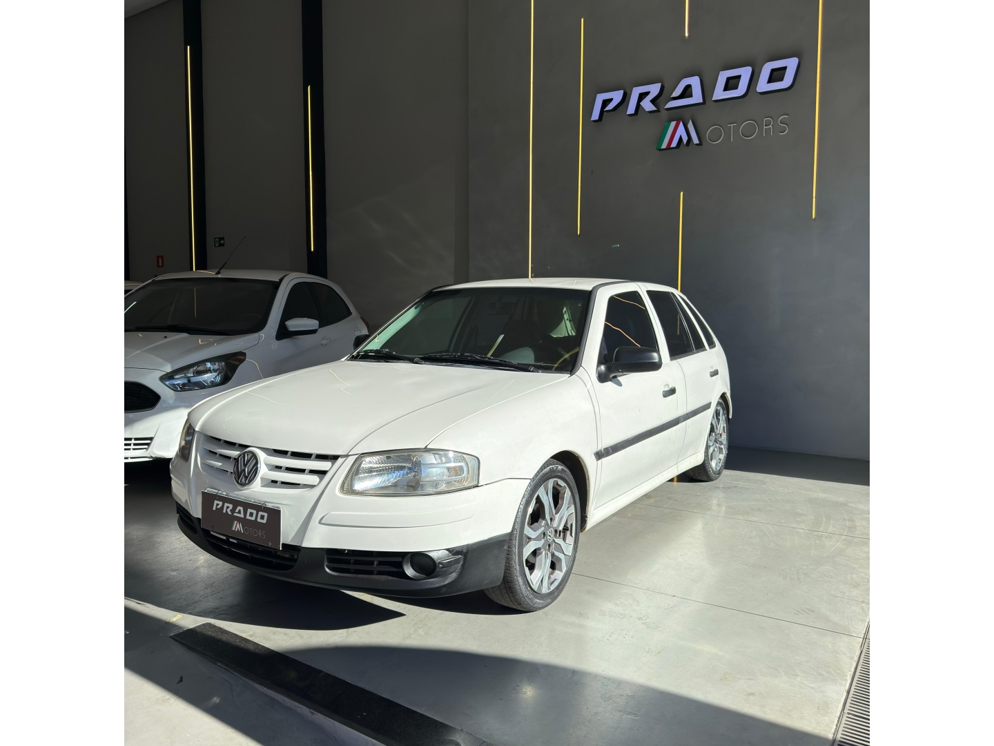 VOLKSWAGEN GOL 1.0 MI 8V FLEX 4P MANUAL G.IV