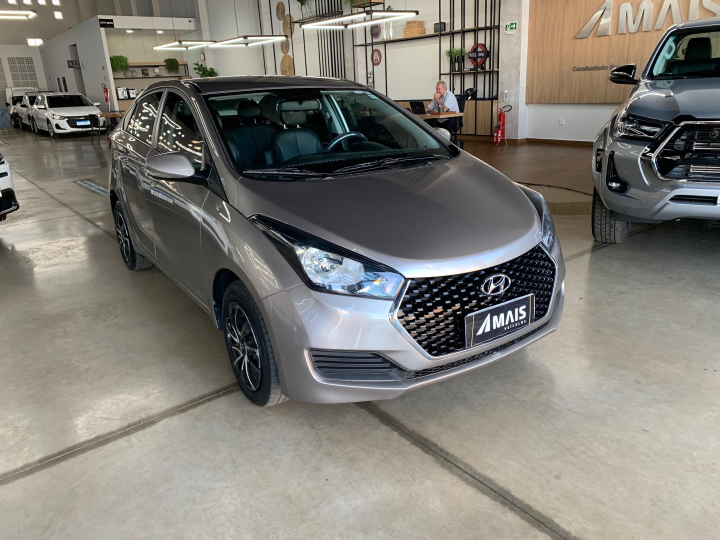 HYUNDAI HB20S 1.6 COMFORT PLUS 16V FLEX 4P AUTOMÁTICO