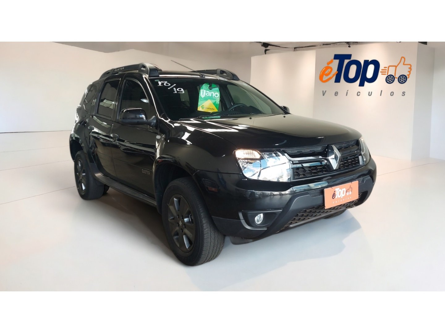 RENAULT DUSTER