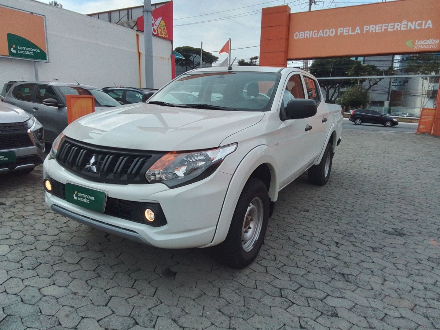MITSUBISHI L200 TRITON 2.4 16V TURBO DIESEL GL CD 4X4 MANUAL