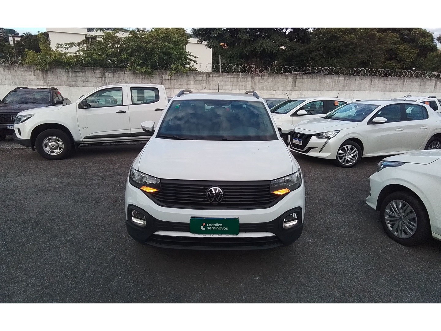 VOLKSWAGEN T-CROSS 1.0 200 TSI TOTAL FLEX AUTOMÁTICO