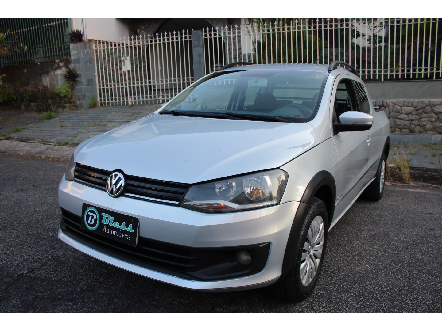 VOLKSWAGEN SAVEIRO 1.6 MI HIGHLINE CD 8V FLEX 2P MANUAL