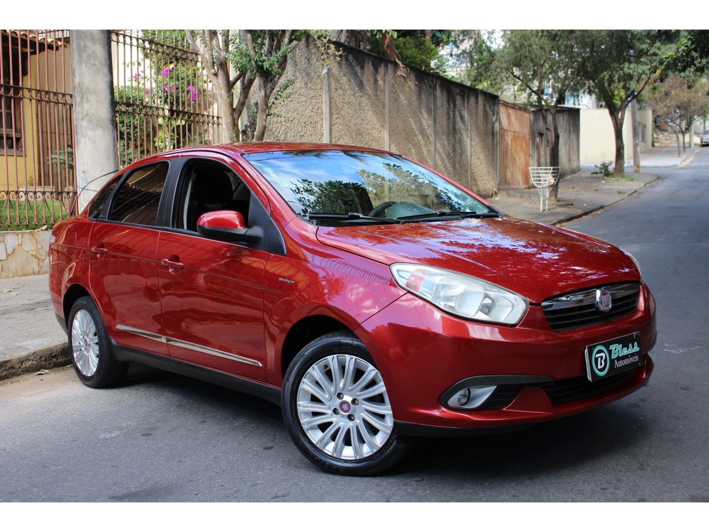 FIAT GRAND SIENA 1.6 MPI ESSENCE 16V FLEX 4P AUTOMATIZADO