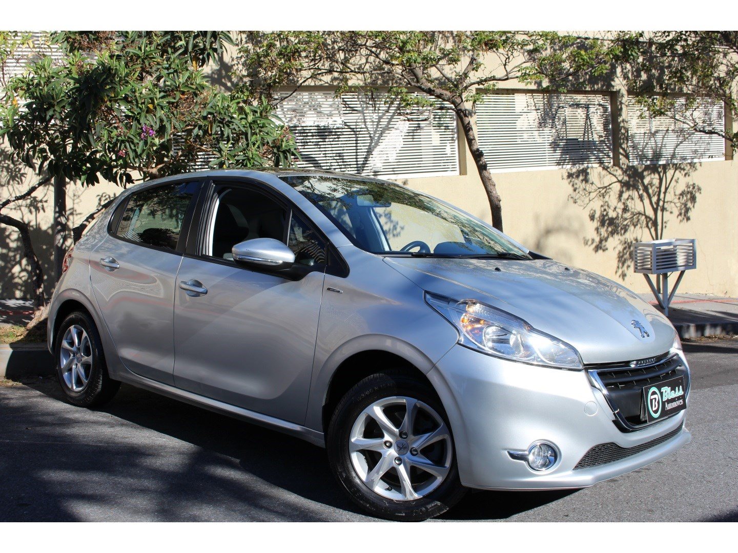PEUGEOT 208 1.5 ALLURE 8V FLEX 4P MANUAL