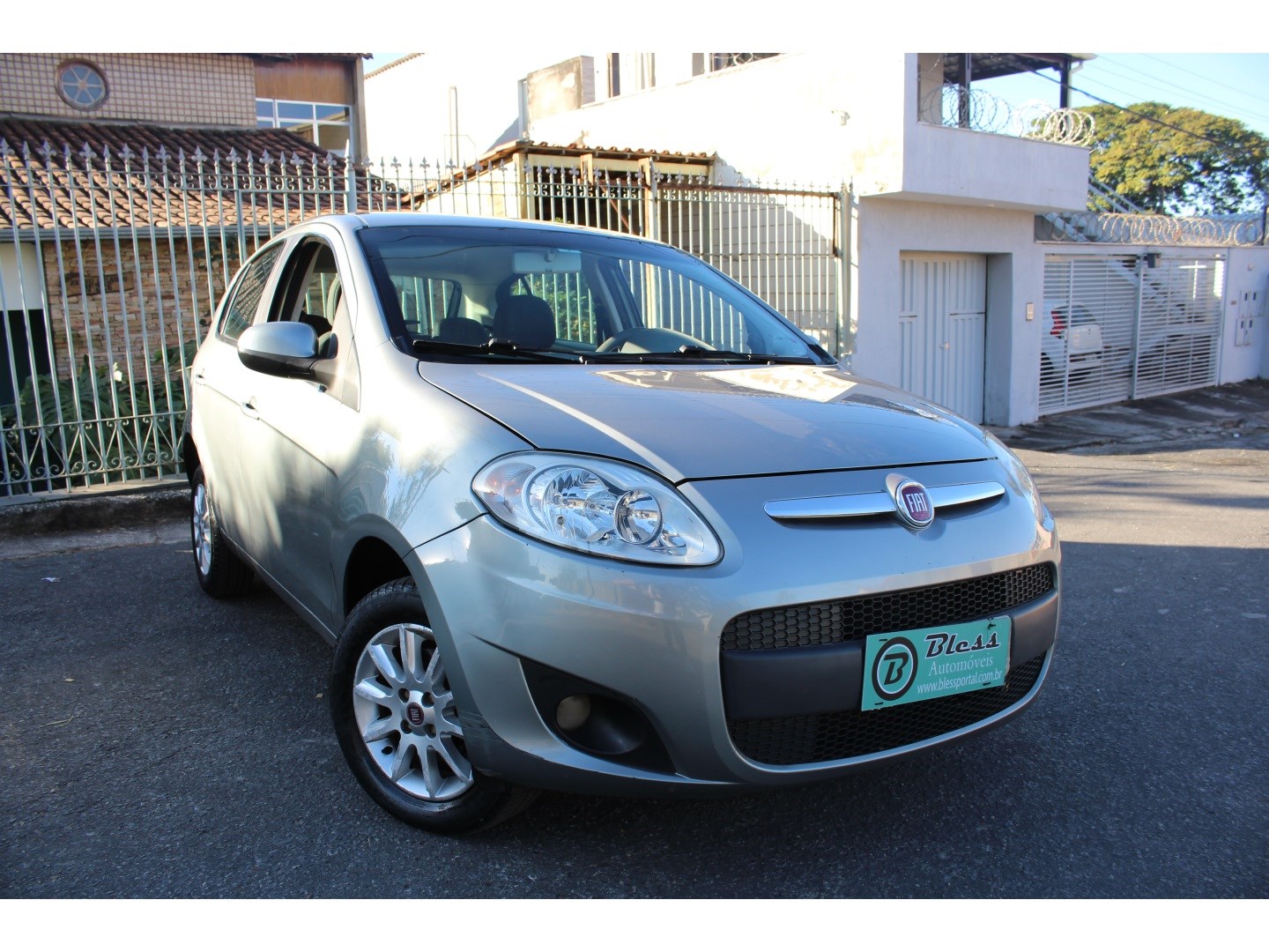 FIAT PALIO 1.0 MPI ATTRACTIVE 8V FLEX 4P MANUAL