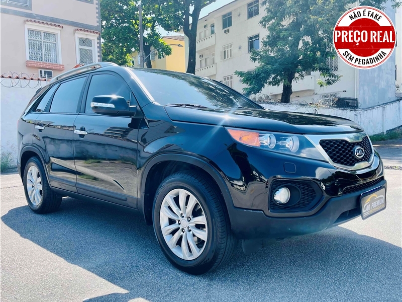 Car Premium: KIA SORENTO 2011 - 2.4 EX2 4X2 16V GASOLINA 4P 7 LUGARES ...