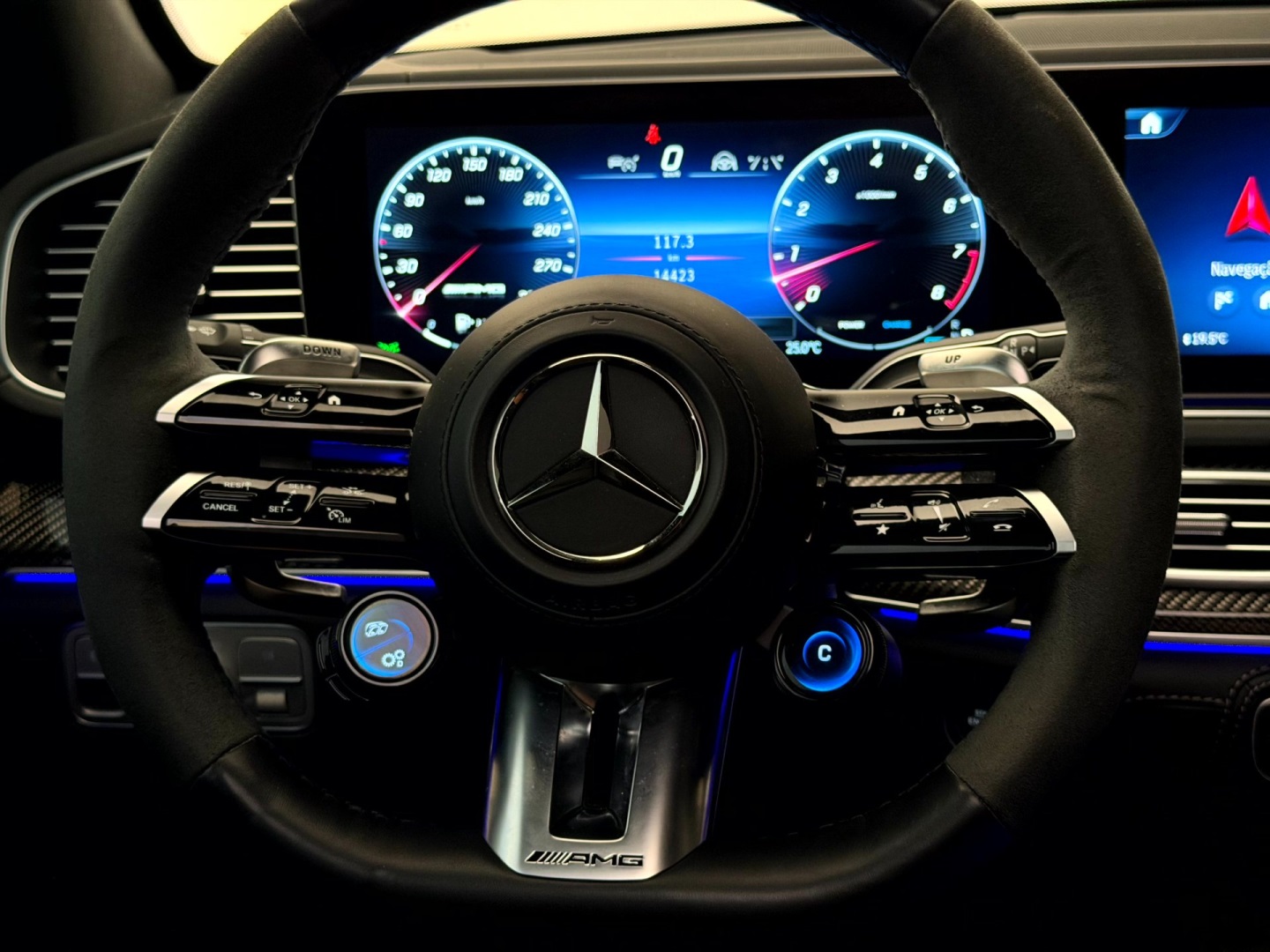 MERCEDES-BENZ GLE 63 AMG — foto 15