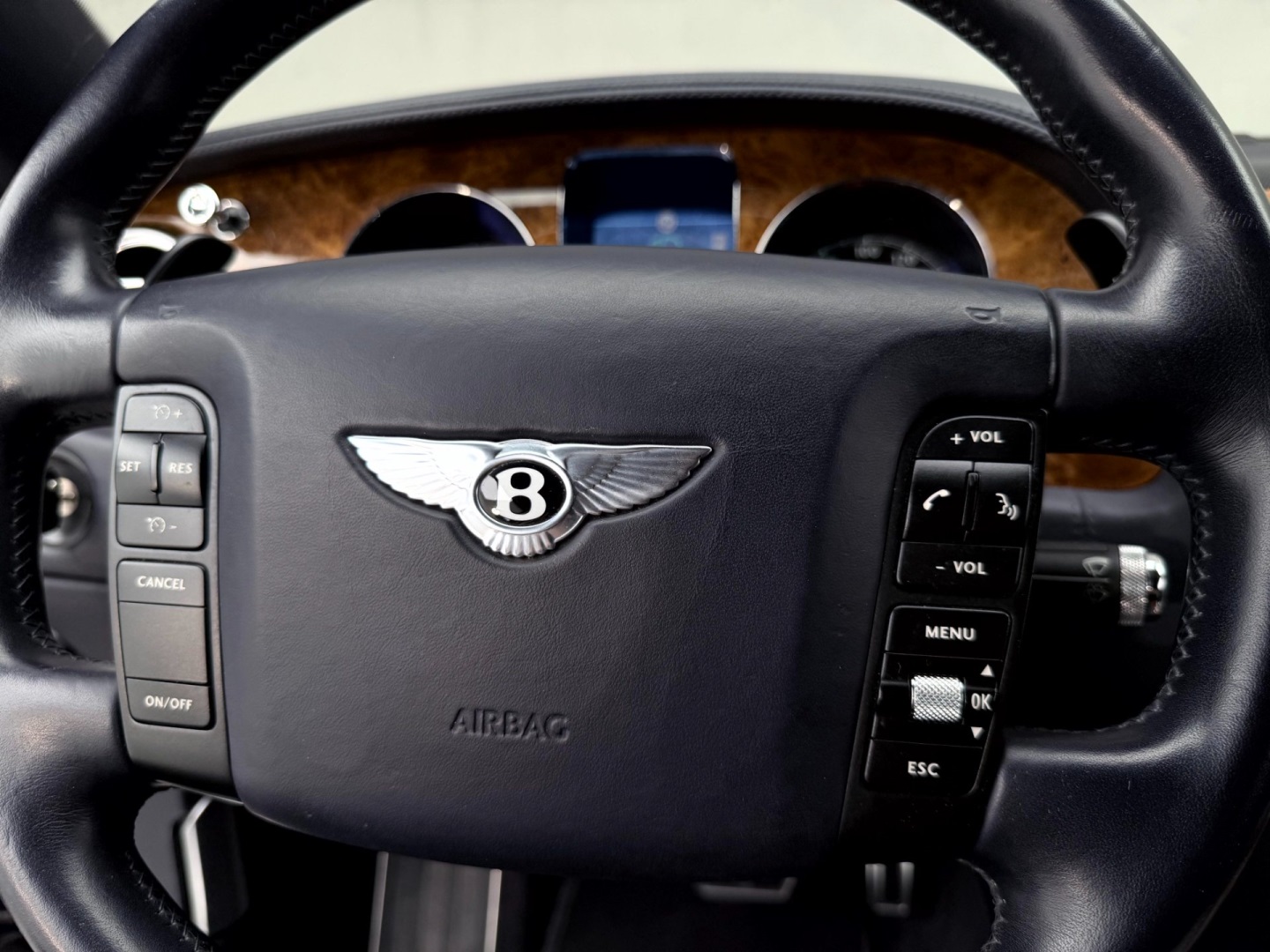 BENTLEY CONTINENTAL — foto 13