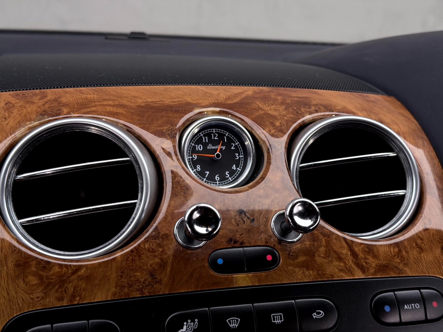 BENTLEY CONTINENTAL — foto 15