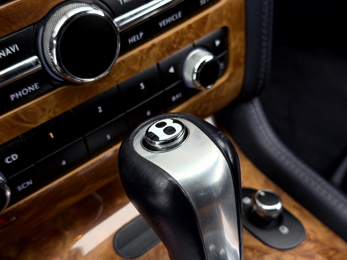 BENTLEY CONTINENTAL — foto 16