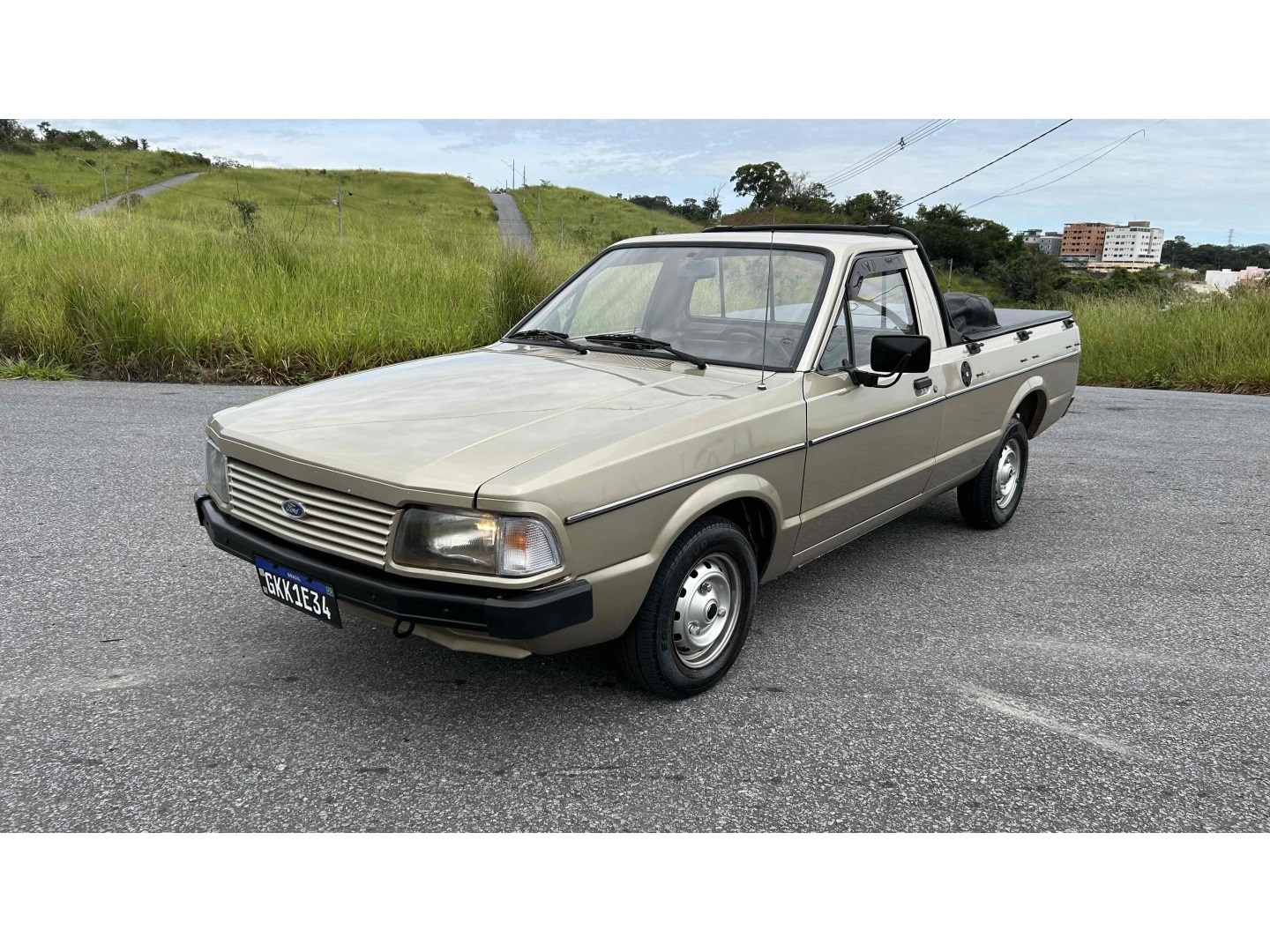 FORD PAMPA