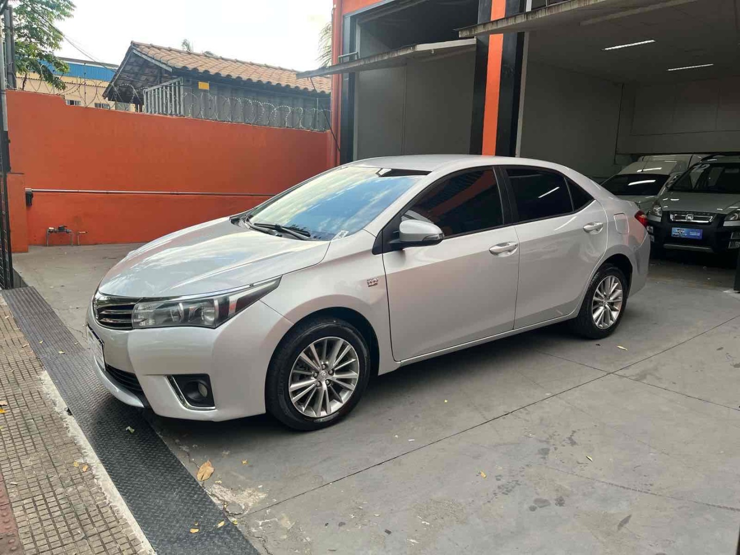 TOYOTA COROLLA 2.0 XEI 16V FLEX 4P AUTOMÁTICO