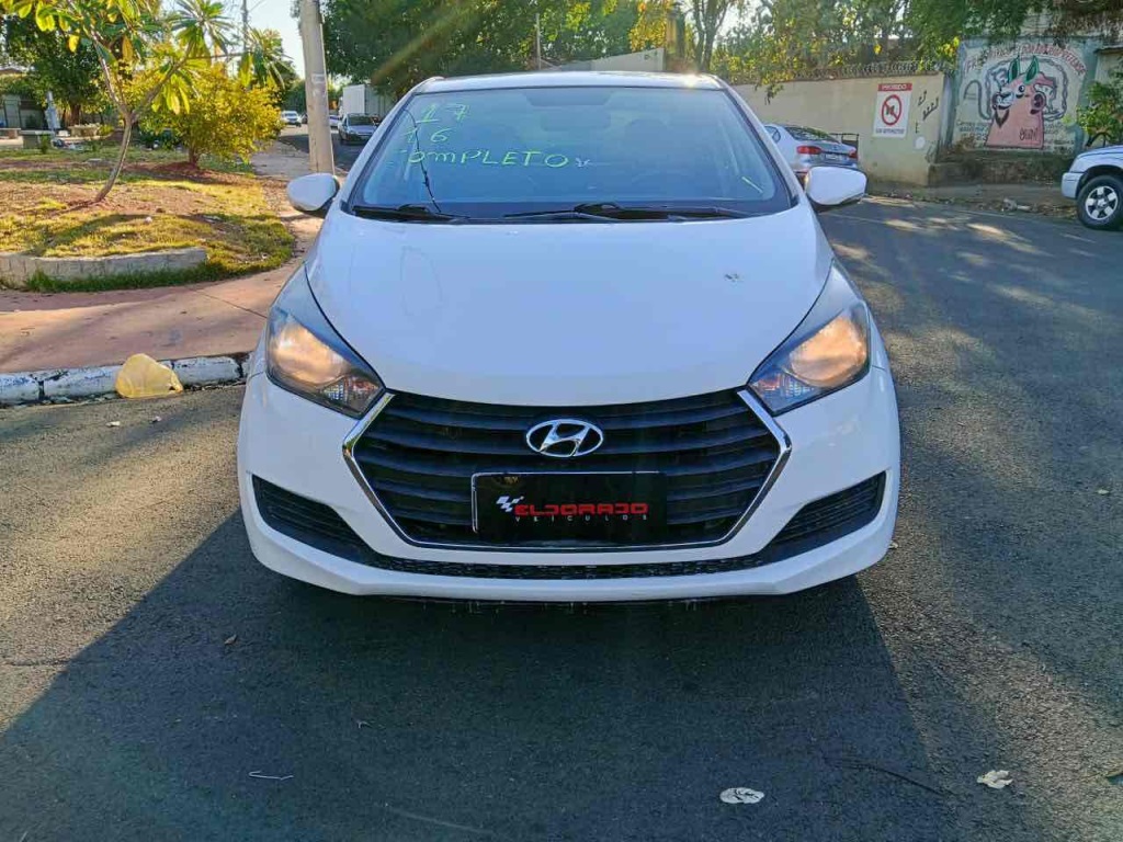 HYUNDAI HB20S 1.6 COMFORT PLUS 16V FLEX 4P AUTOMÁTICO