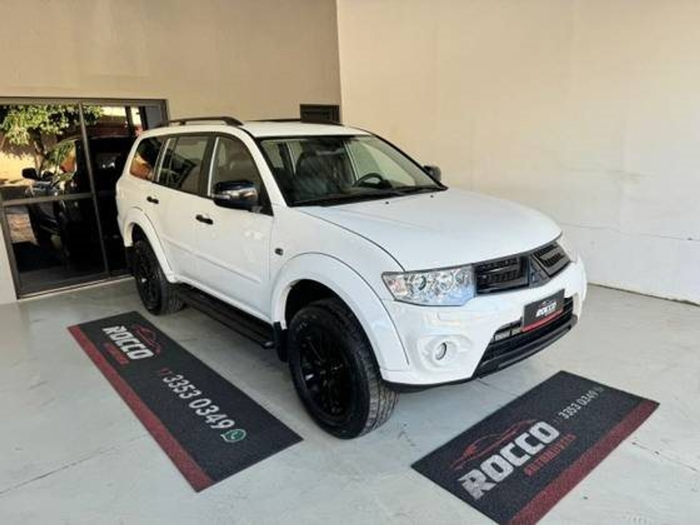 MITSUBISHI PAJERO DAKAR 3.2 HPE 4X4 7 LUGARES 16V TURBO INTERCOOLER DIESEL 4P AUTOMÁTICO