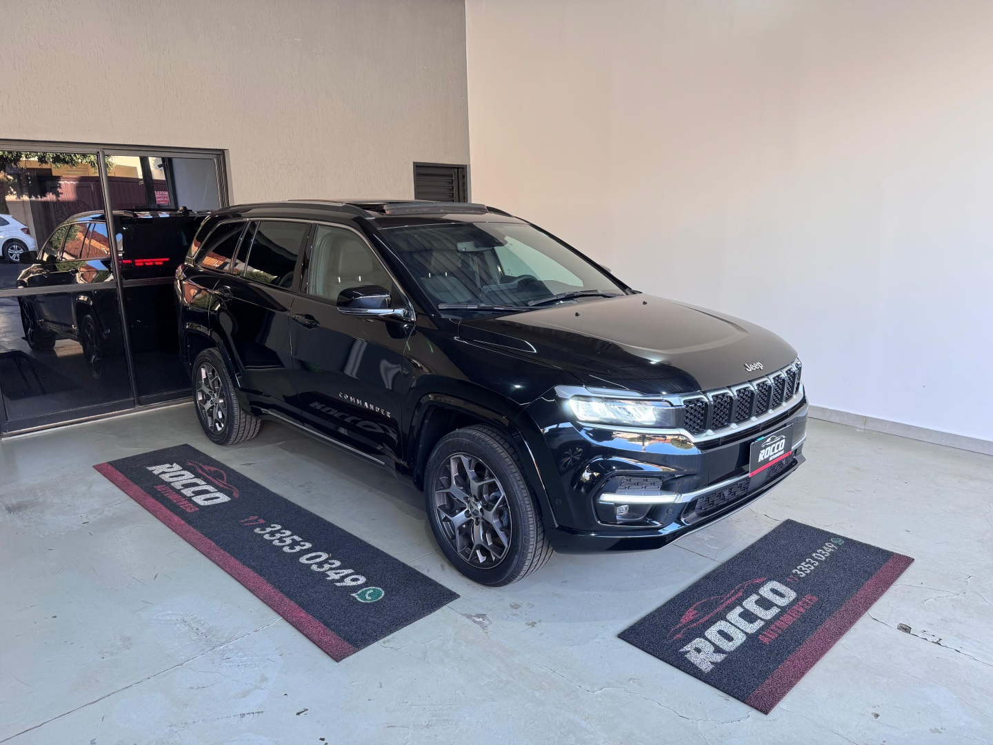 JEEP COMMANDER 2.0 TD380 TURBO DIESEL OVERLAND AT9