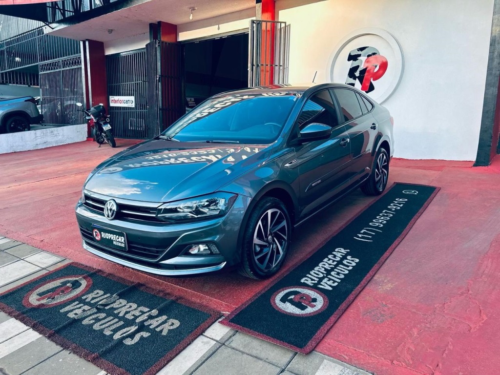 VOLKSWAGEN VIRTUS 1.0 200 TSI HIGHLINE AUTOMÁTICO