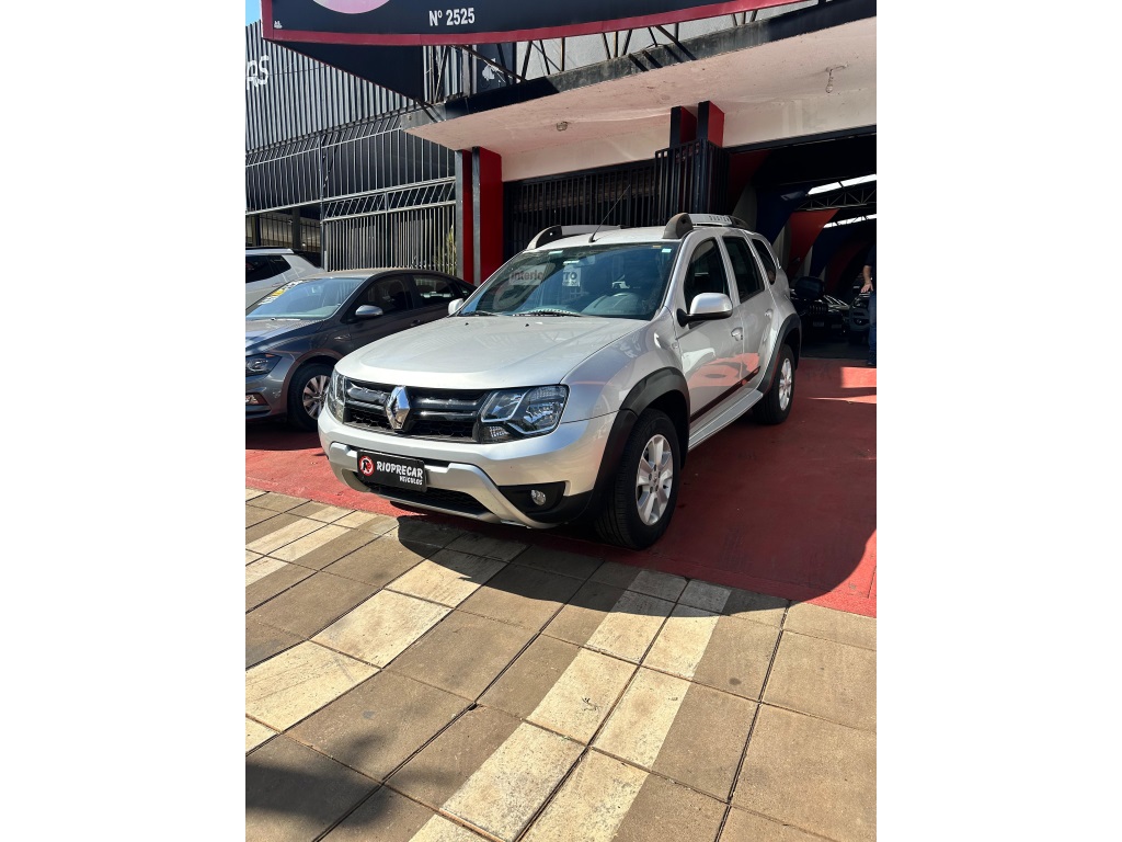 RENAULT DUSTER 2.0 DYNAMIQUE 4X2 16V FLEX 4P AUTOMÁTICO