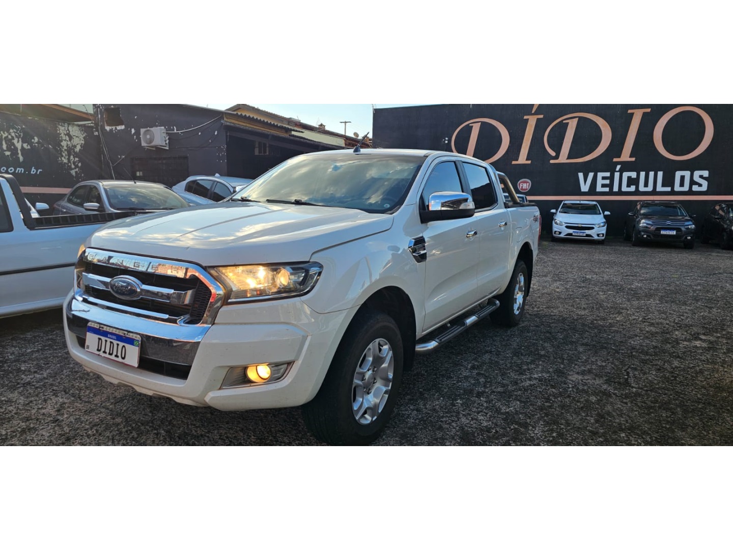 FORD RANGER 3.2 XLT 4X4 CD 20V DIESEL 4P AUTOMÁTICO