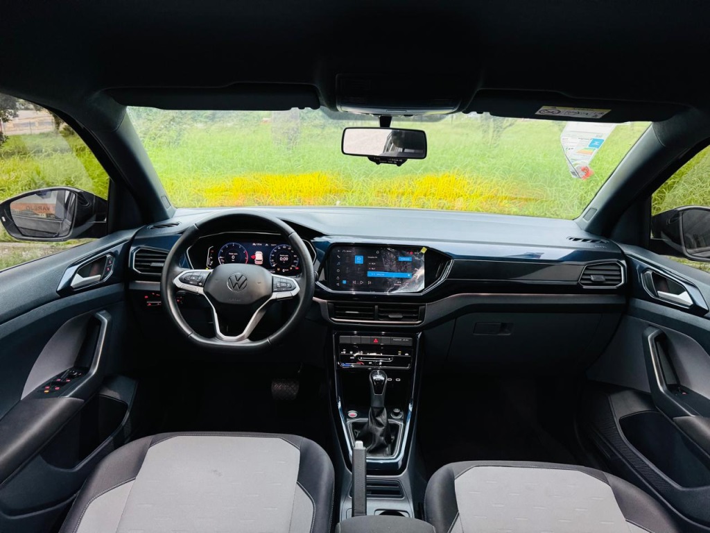 VOLKSWAGEN T-CROSS 1.0 200 TSI TOTAL FLEX COMFORTLINE AUTOMÁTICO