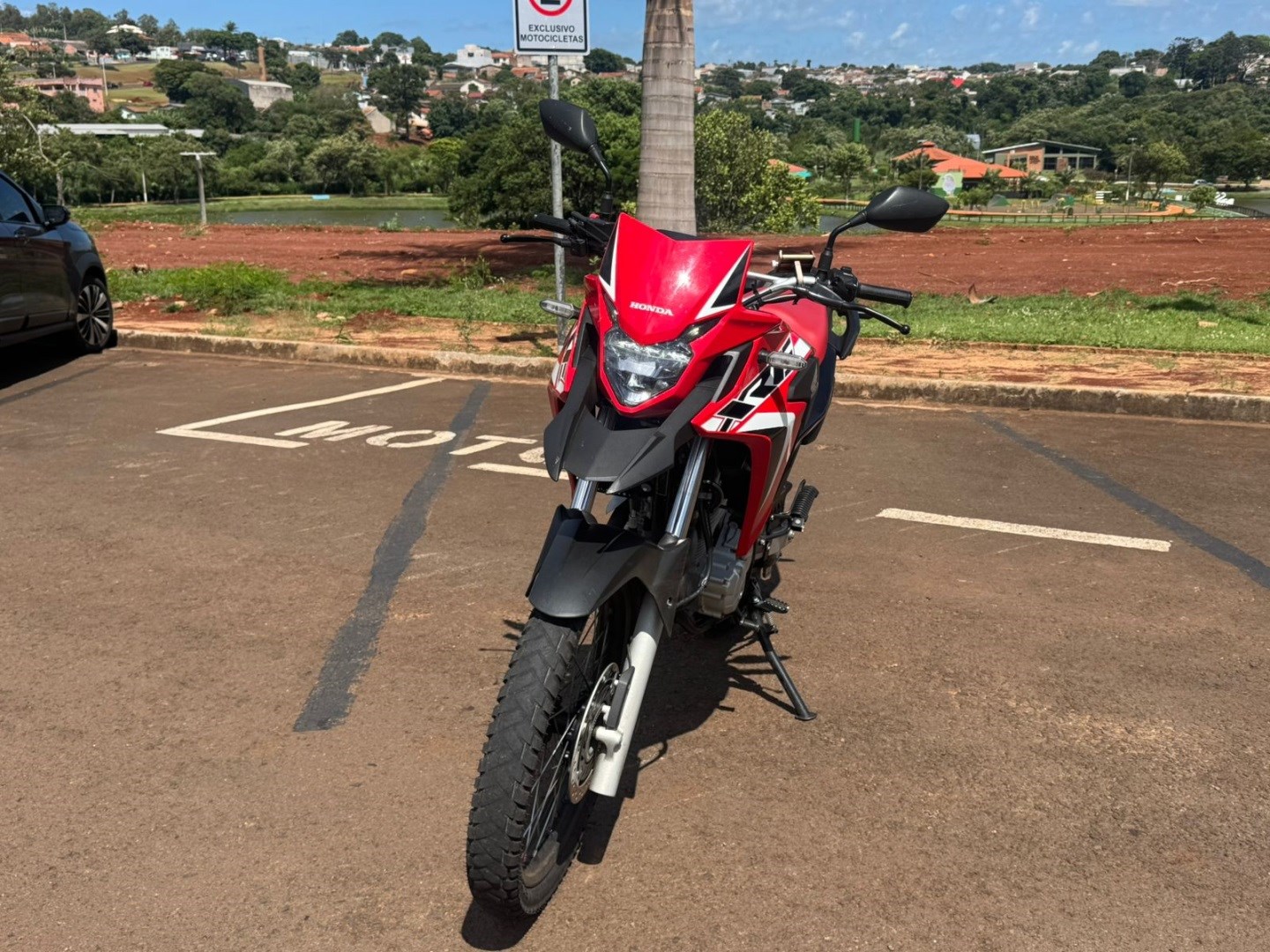 MOTO HONDA XRE 300