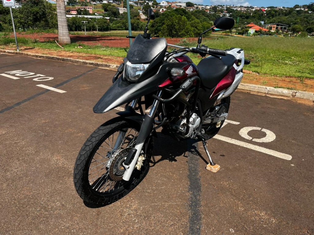 MOTO HONDA XRE 300