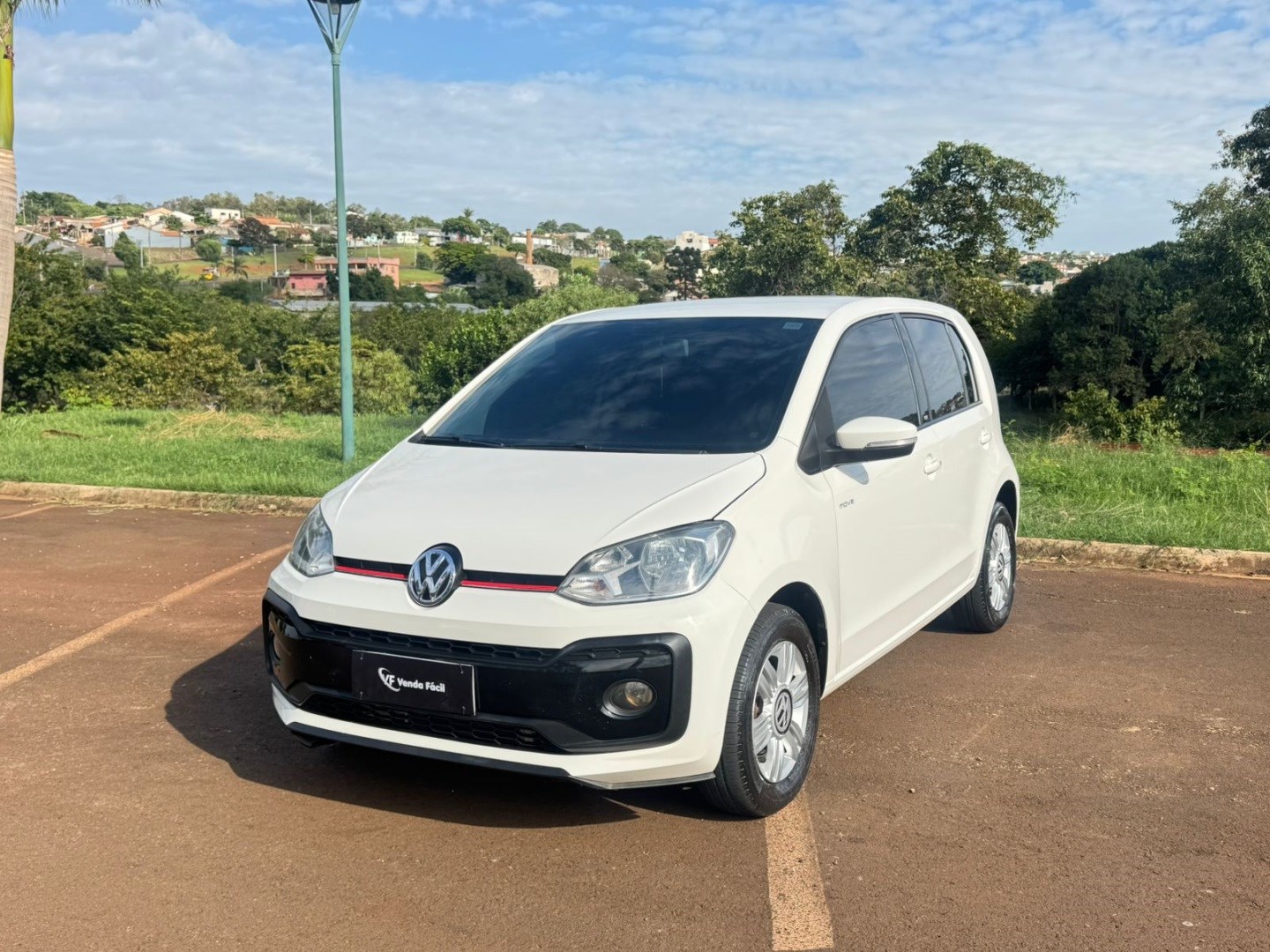 VOLKSWAGEN UP