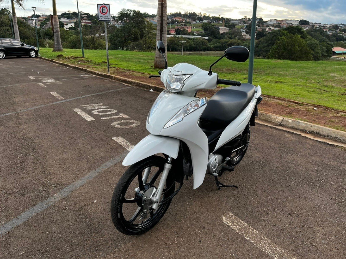 MOTO HONDA BIZ 110I