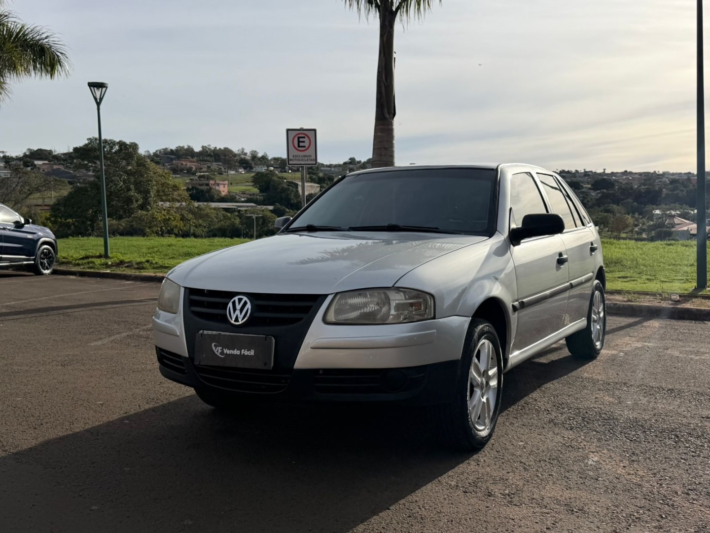 VOLKSWAGEN GOL