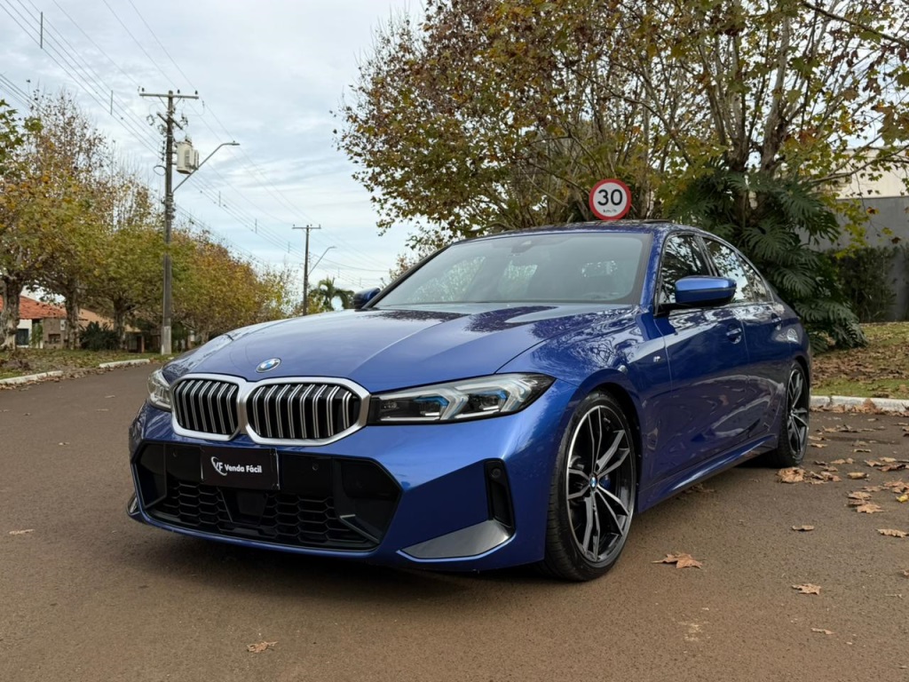 BMW 320I