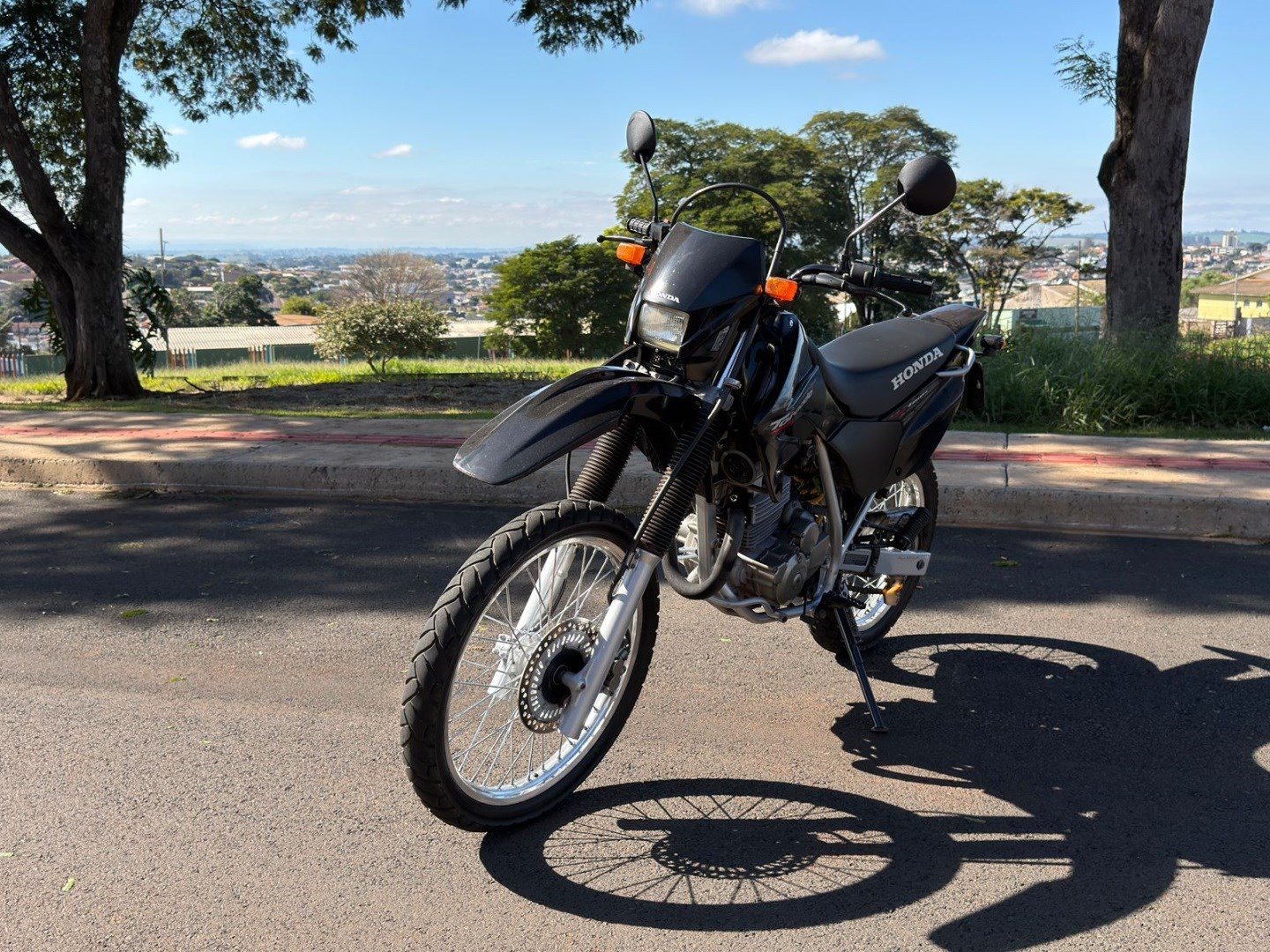 MOTO HONDA XR 250 TORNADO