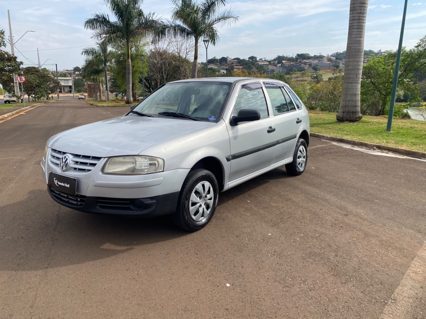 VOLKSWAGEN GOL