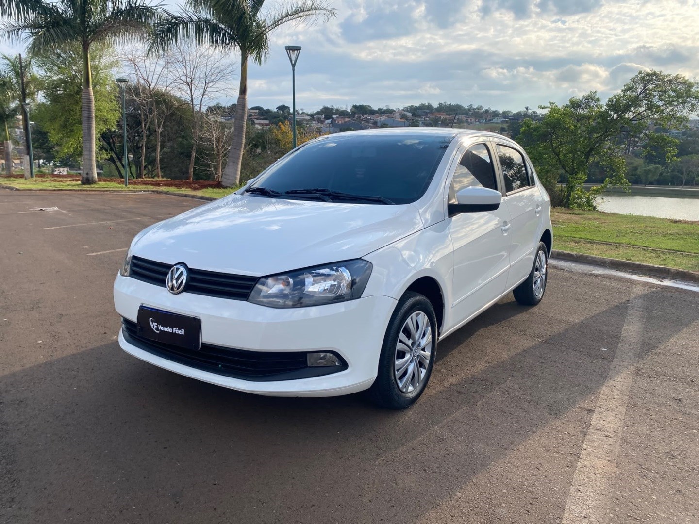 VOLKSWAGEN GOL