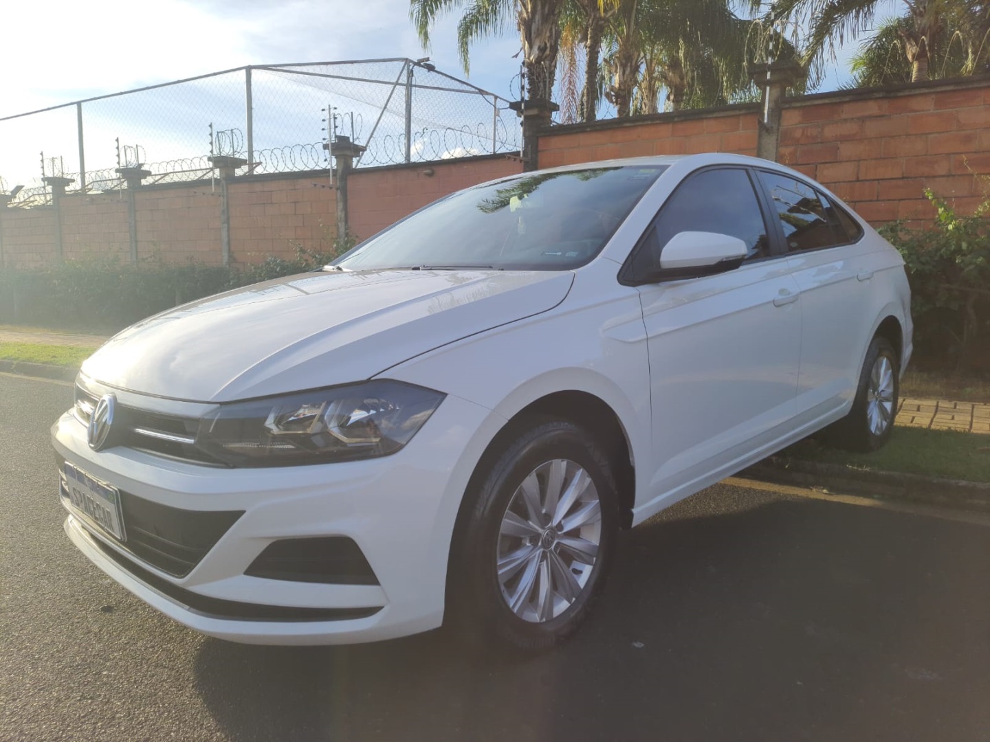 VOLKSWAGEN VIRTUS 1.6 MSI TOTAL FLEX AUTOMÁTICO