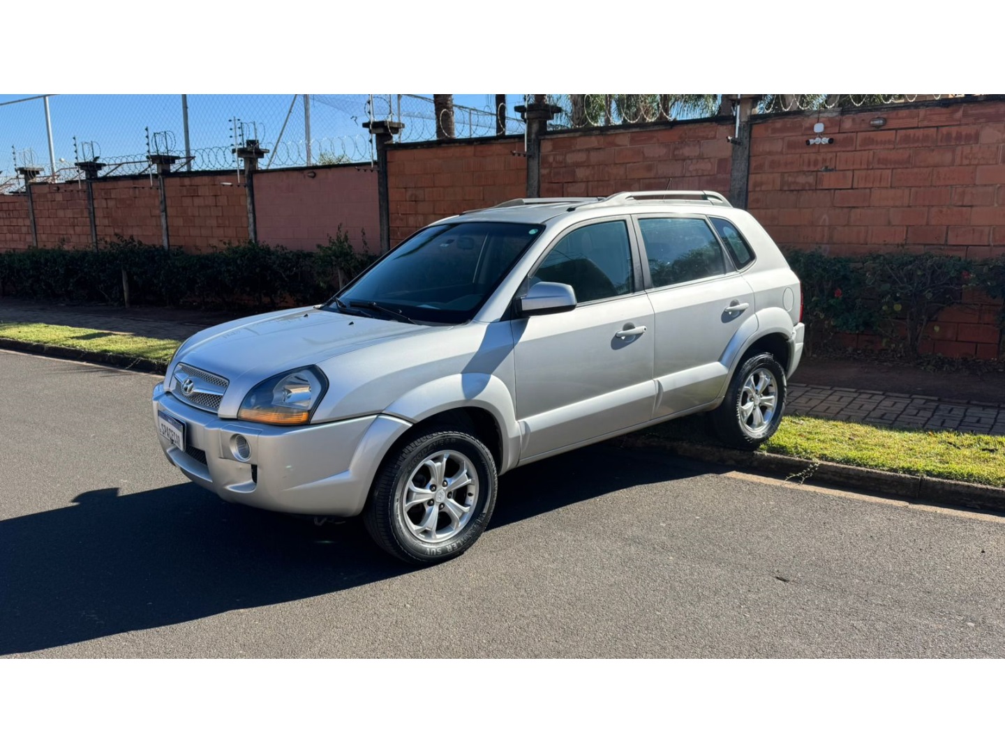 HYUNDAI TUCSON 2.0 MPFI GLS 16V 143CV 2WD FLEX 4P AUTOMÁTICO