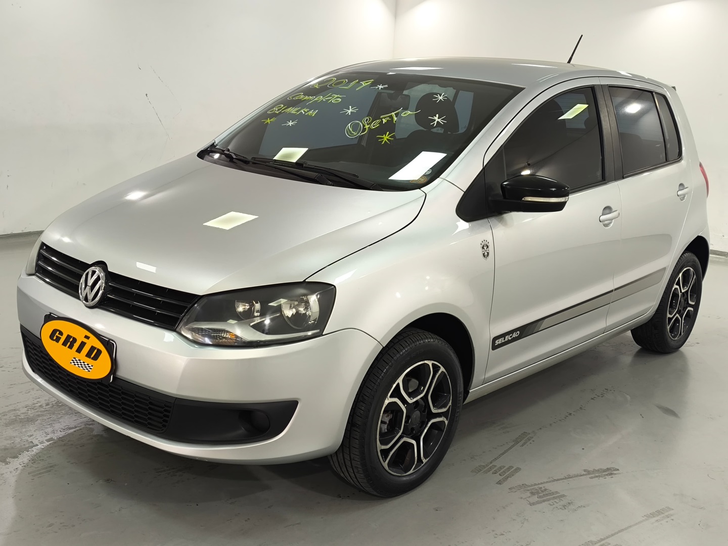 VOLKSWAGEN FOX 1.0 MI SELEÇÃO 8V FLEX 4P MANUAL