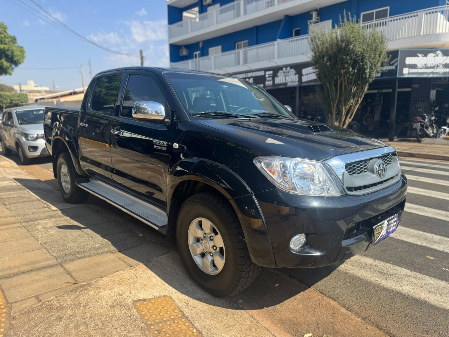 TOYOTA HILUX 3.0 SRV 4X4 CD 16V TURBO INTERCOOLER DIESEL 4P AUTOMÁTICO
